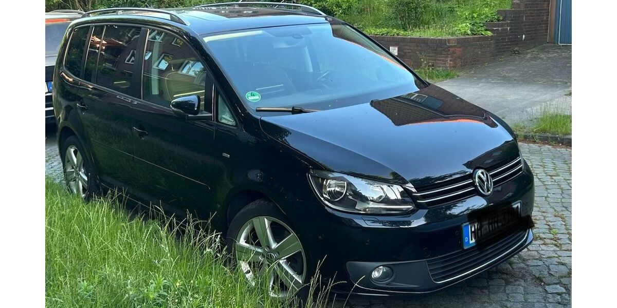 VW Touran 131.000 km 10.500 &euro; Hamburg 22415