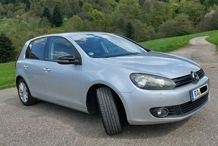 VW Golf 131.000 km 5.600 &euro; Loffenau 76597