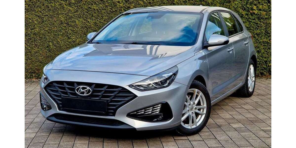 Hyundai i30 55.000 km 15.699 &euro; Bad Lippspringen 33175