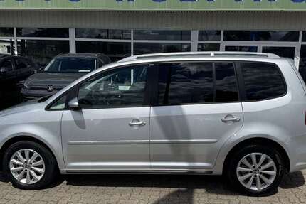 VW Touran 171.300 km 10.990 &euro; Vilz 18195