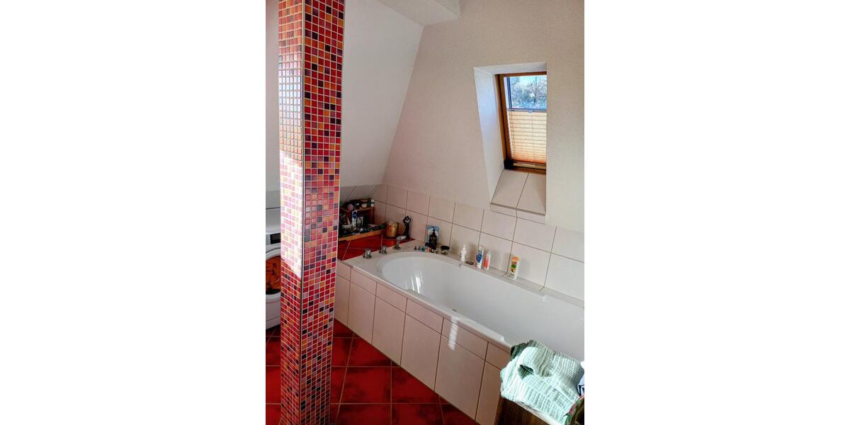 Maisonettenwohnung Schleusingen - 2.5 Zimmer, 63 m&sup2;, 470&euro; | Angebot:24537455