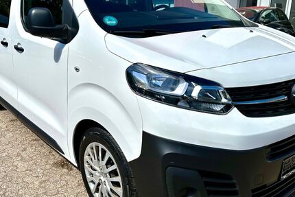Opel Vivaro 87.221 km 17.900 &euro; Bremen 28217