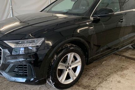 Audi Q8 159.000 km 41.990 &euro; Steinbach-Hallenberg OT Herges-Hallenberg 98587