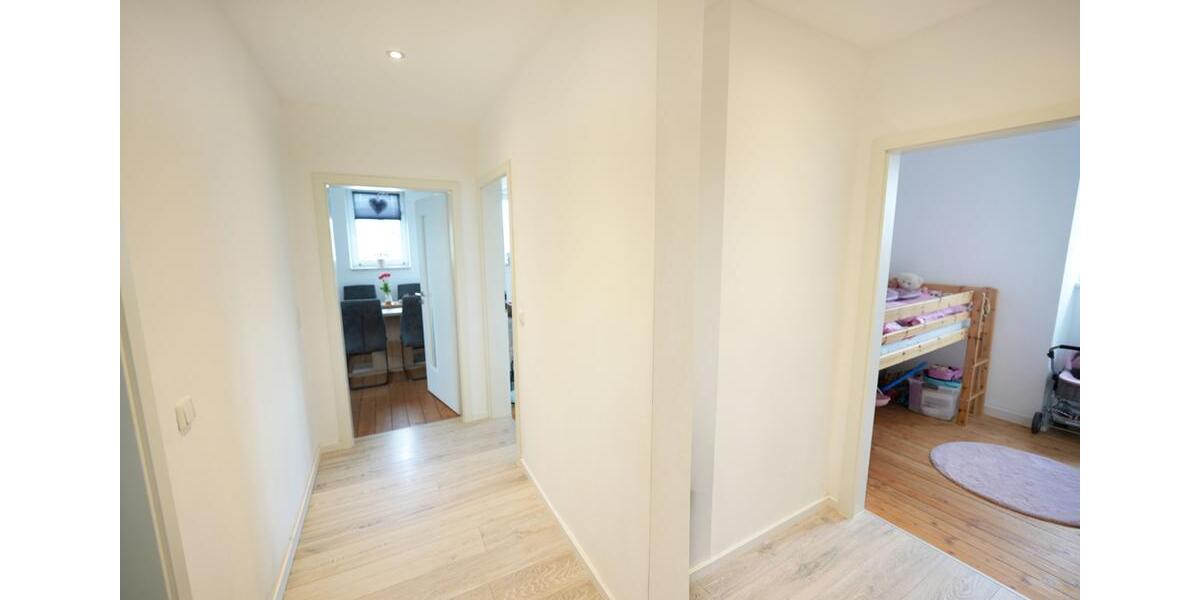 Etagenwohnung Rödental - 3 Zimmer, 69 m&sup2;, 550&euro; | Angebot:26297201