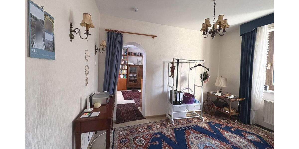 Zweifamilienhaus mit Terrasse, Garten und Garage 7 zimmer