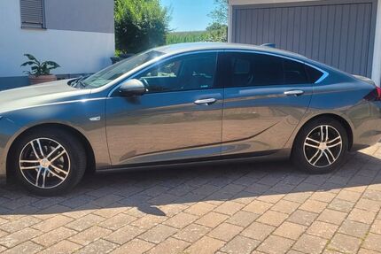 Opel Insignia 99.000 km 10.800 &euro; Billigheim-Ingenheim 76831
