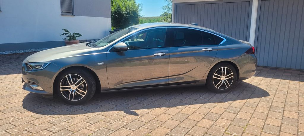 Opel Insignia 99.000 km 10.800 &euro; Billigheim-Ingenheim 76831
