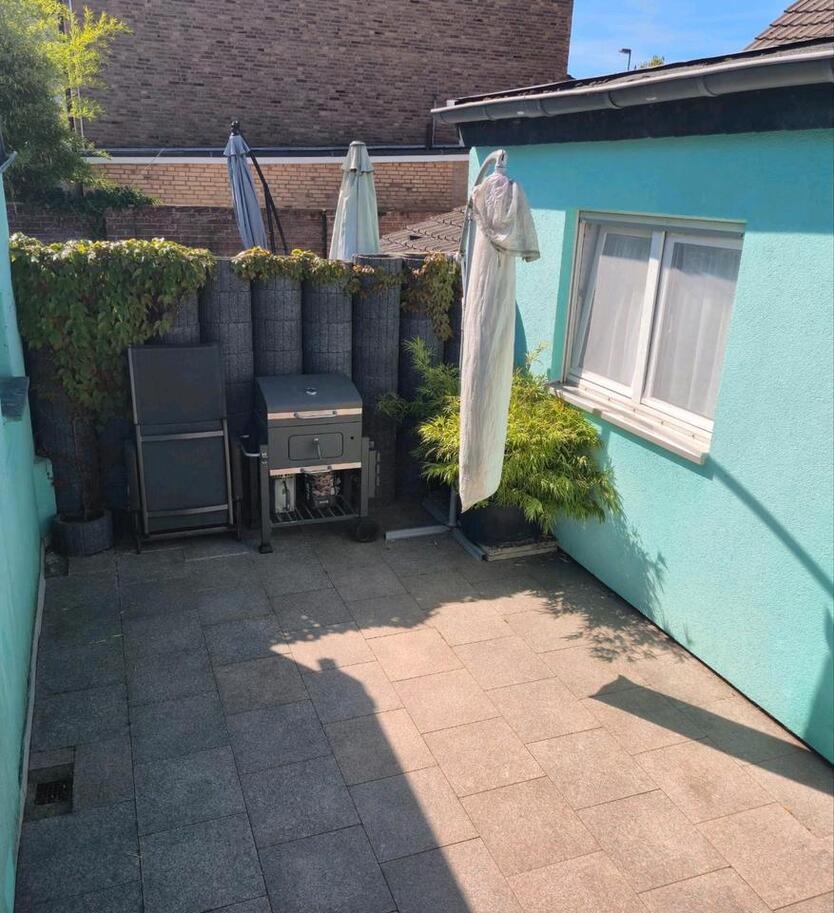 helles Familienhaus ohne Garten in Lank Latum