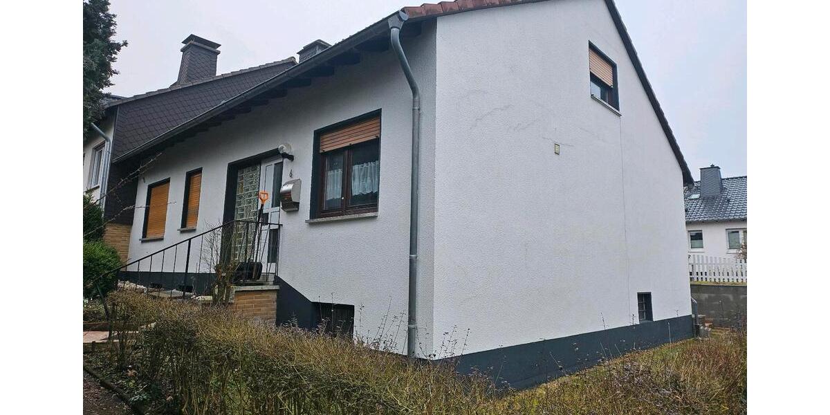 Reihenhaus Korbach - 6 Zimmer, 160 m&sup2;, 247.000&euro; | Angebot:25258961