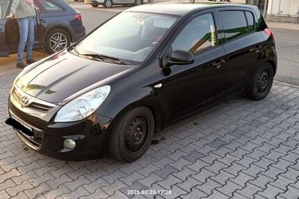 Hyundai i20 250.000 km 2.000 &euro; Ascheberg 59387