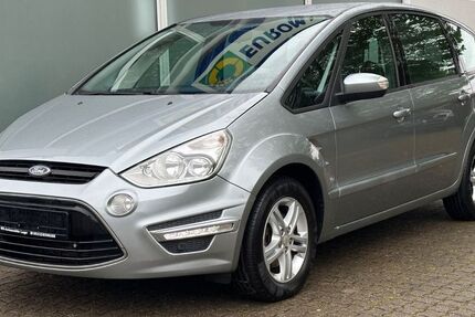 Ford S-Max 185.000 km 6.850 &euro; Lage 32791