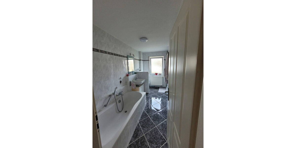 Etagenwohnung Konstanz Allmannsdorf - 2 Zimmer, 52 m&sup2;, 290.000&euro; | Angebot:25938430