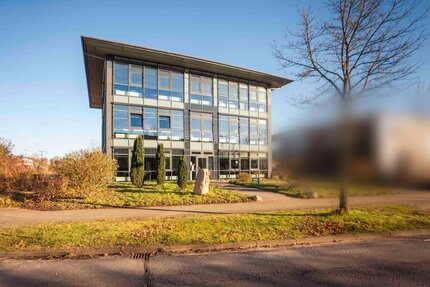 Das Bürogebäude der Extraklasse - Innovatives Design in Sichtbeton und Glas!
