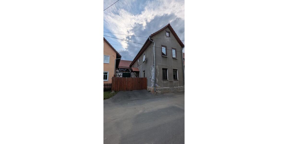 Einfamilienhaus mit Scheune 7 zimmer