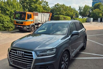 Audi Q7 215.431 km 27.850 &euro; Dachau 85221