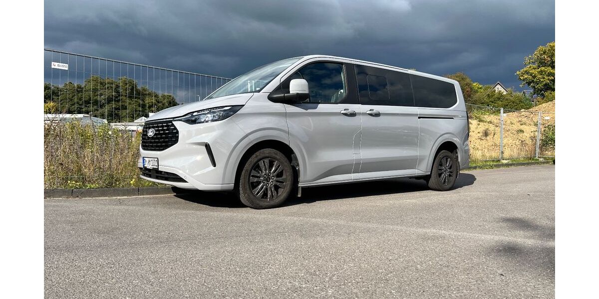 Ford Tourneo Custom 13.200 km 49.900 &euro; Lindlar 51789