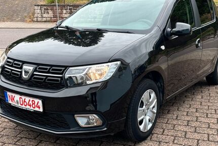 Dacia Sandero 16.800 km 9.990 &euro; Dirmingen 66571