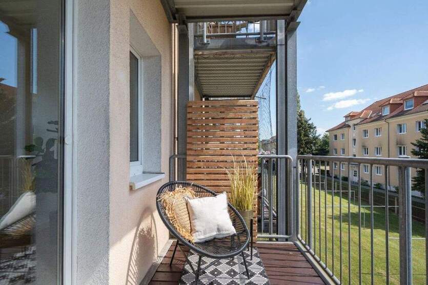 * Leer, saniert und provisionsfrei * 2-Zi.-Wohnung * Citylage Bismarckviertel 2 zimmer