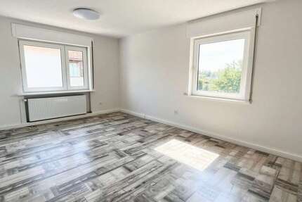 Wohnung Neustadt bei Coburg - 3 Zimmer, 80 m&sup2;, 550&euro; | Angebot:27146496
