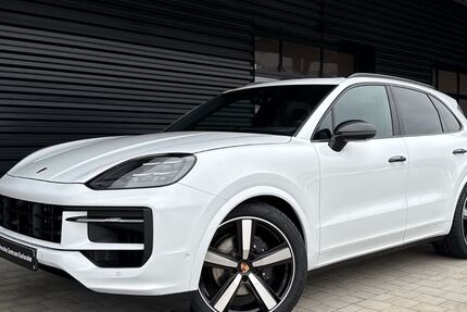 Porsche Cayenne 9.900 km 114.689 &euro; Ettlingen 76275