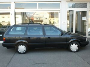 VW Passat GL VARIANT B3 NASENBÄR 1,8RP SHD 1.HD 211.876 km 4.985 &euro; Dossenheim 69221