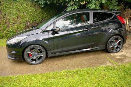 Ford Fiesta 139.200 km 8.290 &euro; Pettstadt 96175
