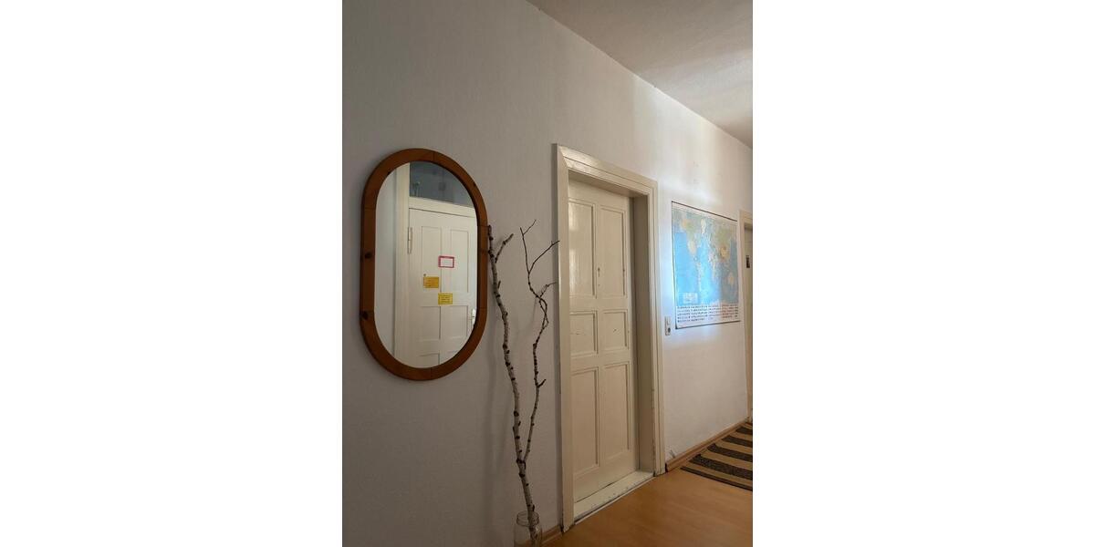 Etagenwohnung Stendal - 14 Zimmer, 122 m&sup2;, 80&euro; | Angebot:26680672