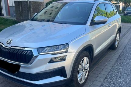 Skoda Karoq 217.000 km 14.300 &euro; Berlin 12351
