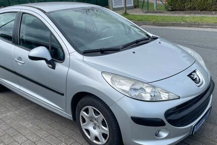 Peugeot 207 167.000 km 2.850 € Georgsmarienhütte 49124