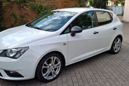 Seat Ibiza 102.000 km 7.200 &euro; Kitzingen 97318