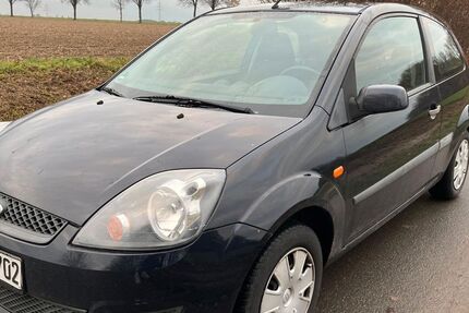 Ford Fiesta 196.000 km 2.350 &euro; Soest 59494