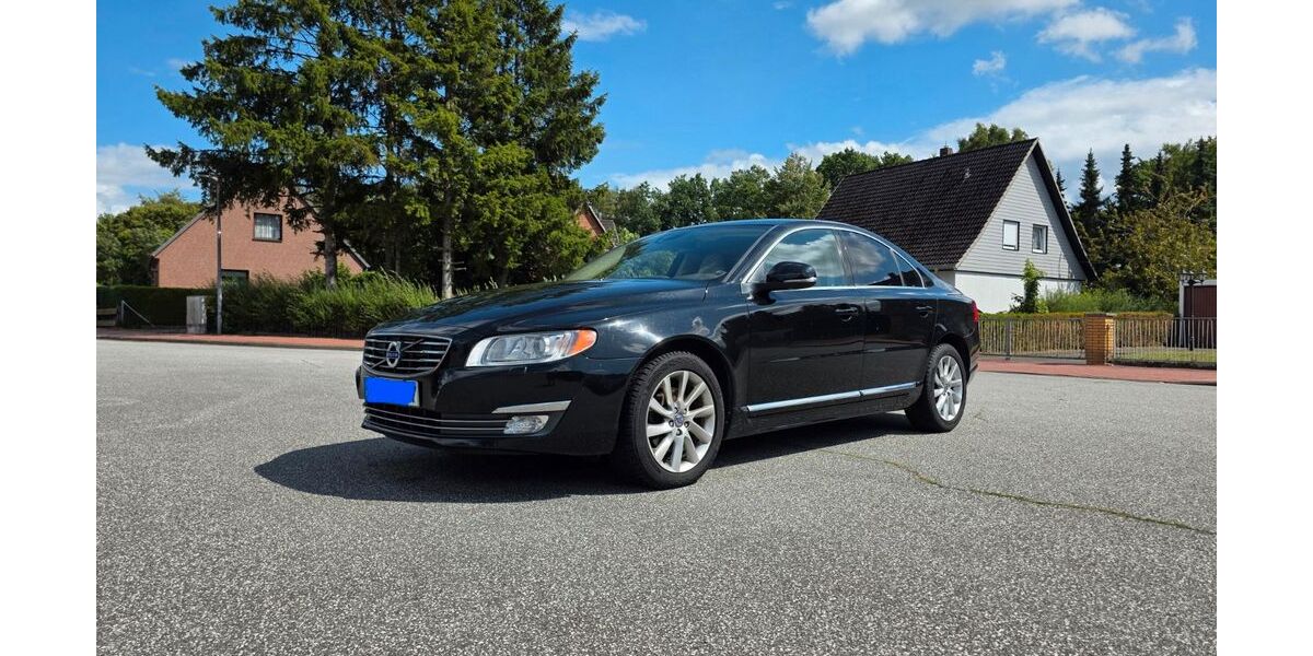 Volvo S80 125.000 km 15.700 &euro; Trappenkamp 24610