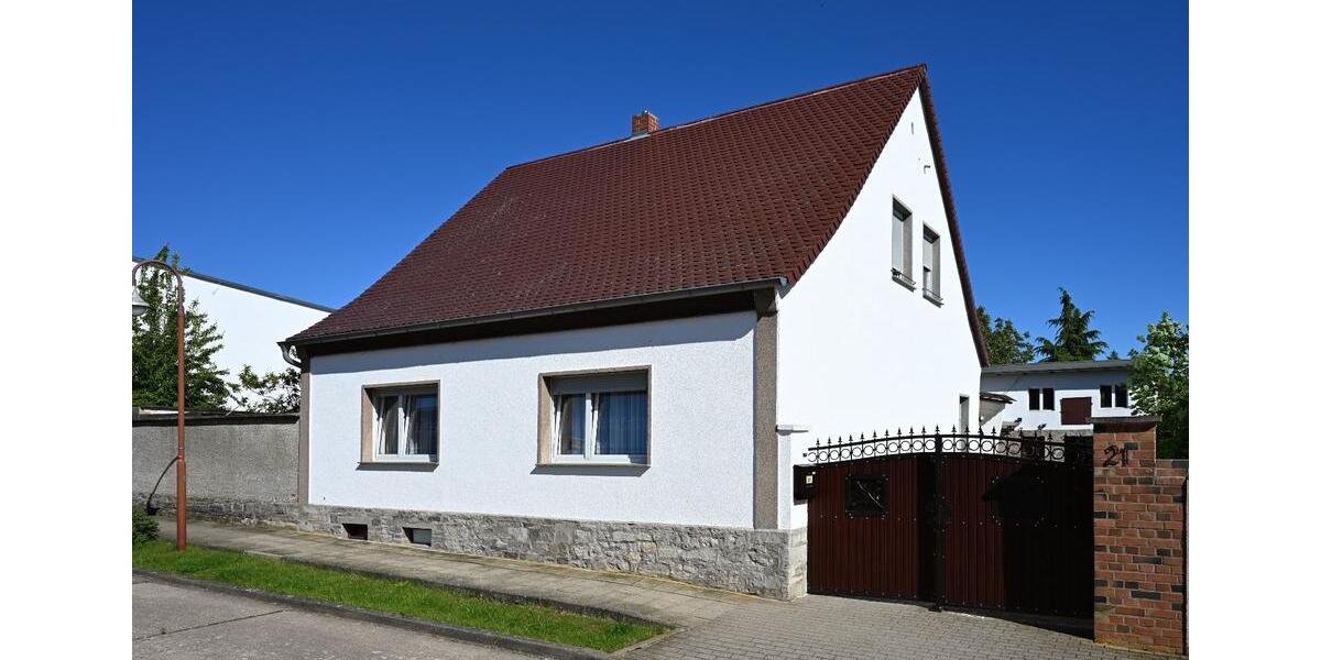 Einfamilienhaus Bernburg (Saale) - 7 Zimmer, 120 m&sup2;, 199.000&euro; | Angebot:26848490