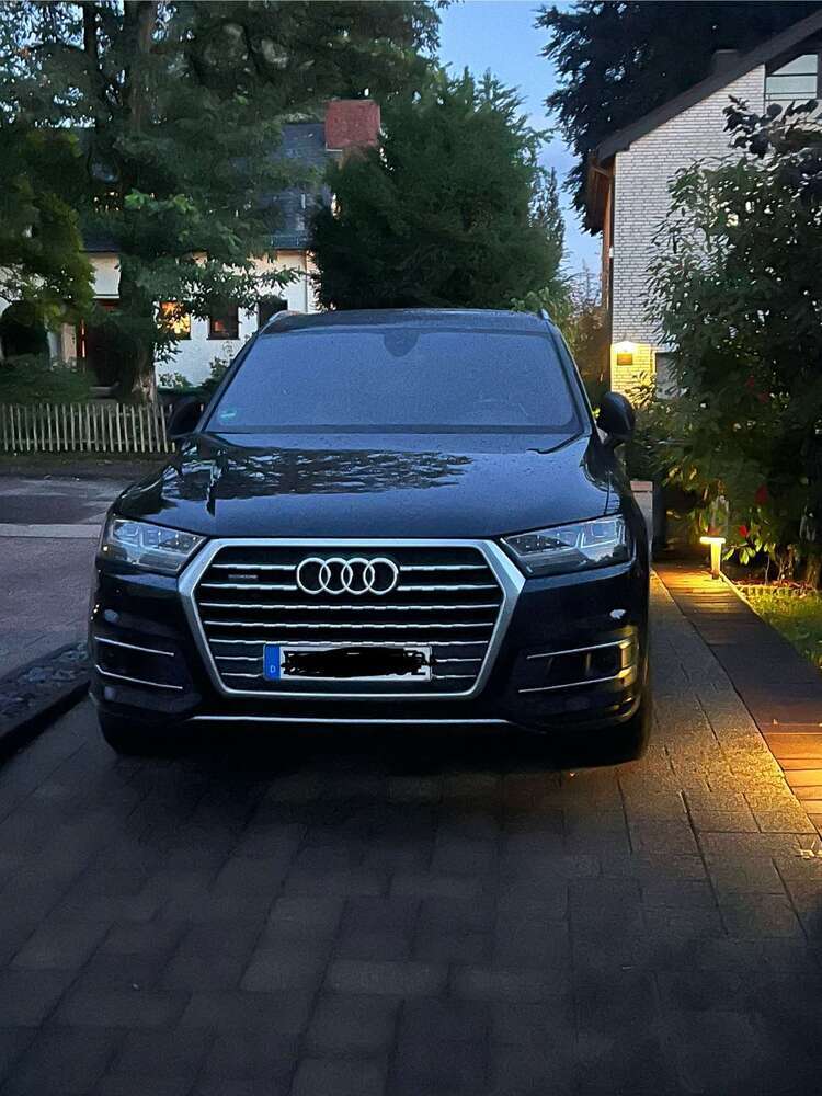 Q7