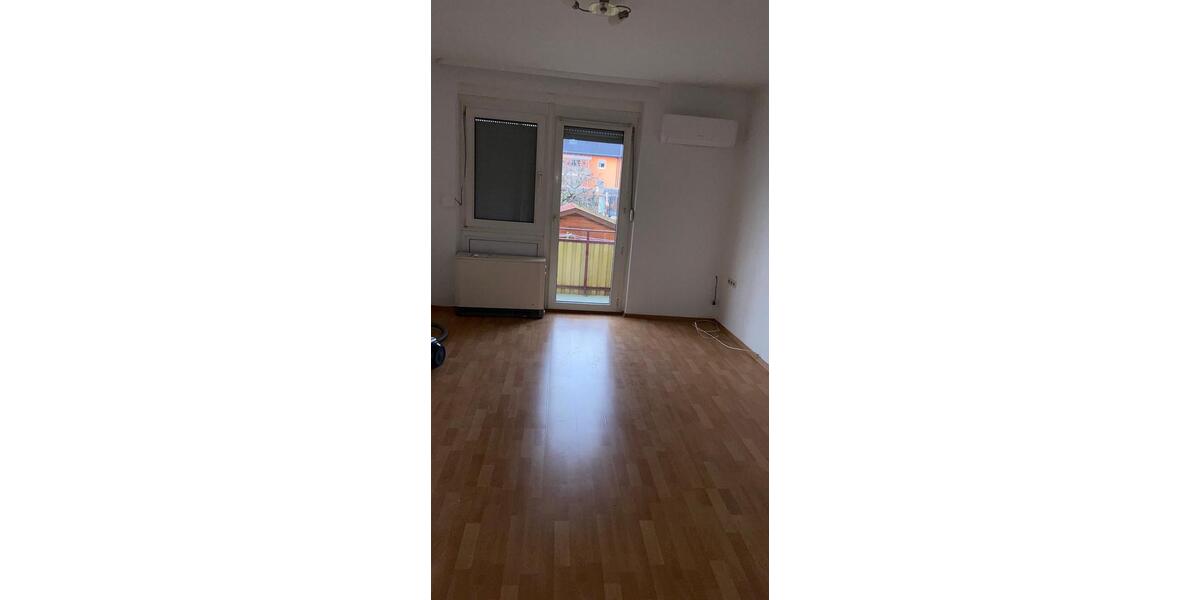 2 Zimmer Wohnung inkl. Garten + eigene Parkplatz 2 zimmer