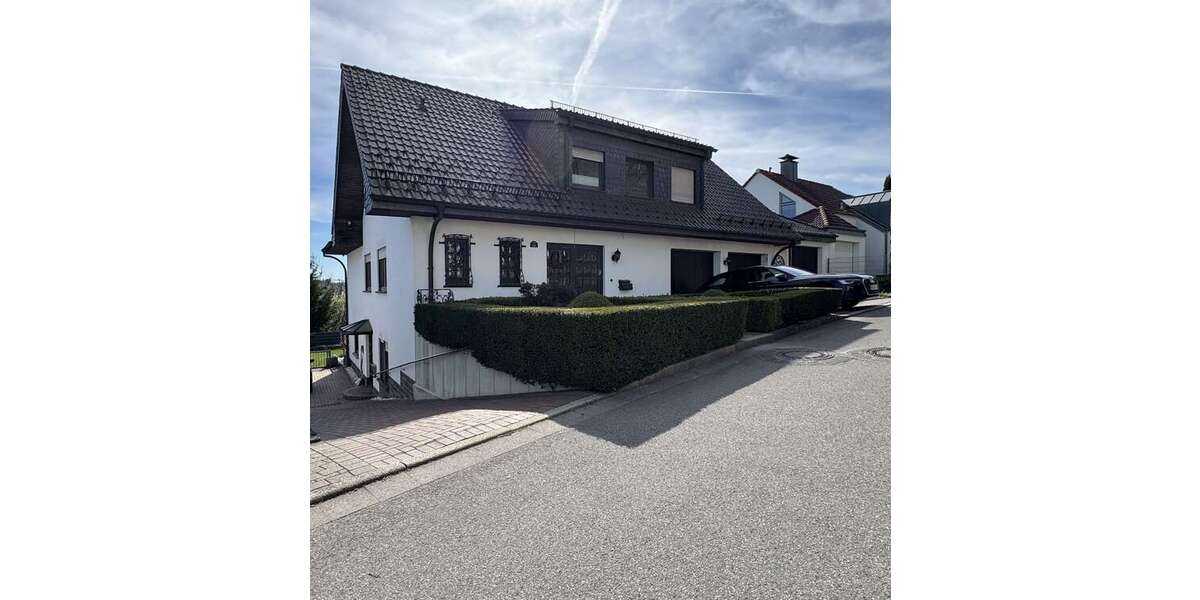 Einfamilienhaus Lüdenscheid Brügge - 5 Zimmer, 151 m&sup2;, 1.100&euro; | Angebot:26309102
