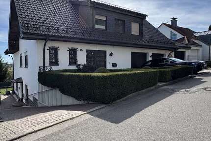 Haus Lüdenscheid Brügge - 5 Zimmer, 151 m&sup2;, 1.100&euro; | Angebot:26309102