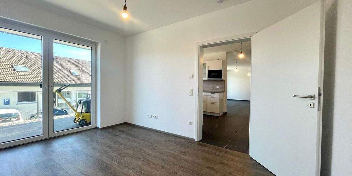 Etagenwohnung Balve - 2 Zimmer, 90 m&sup2;, 1.125&euro; | Angebot:24780806