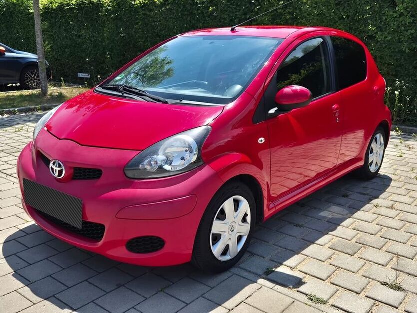 Aygo (X)