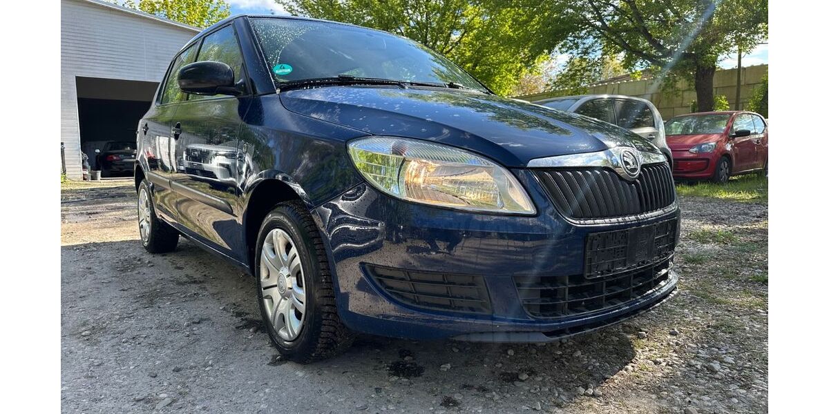 Skoda Fabia 76.000 km 7.490 &euro; Berlin 14167