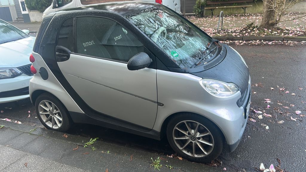 Smart ForTwo 120.000 km 2.750 &euro; Essen 45279