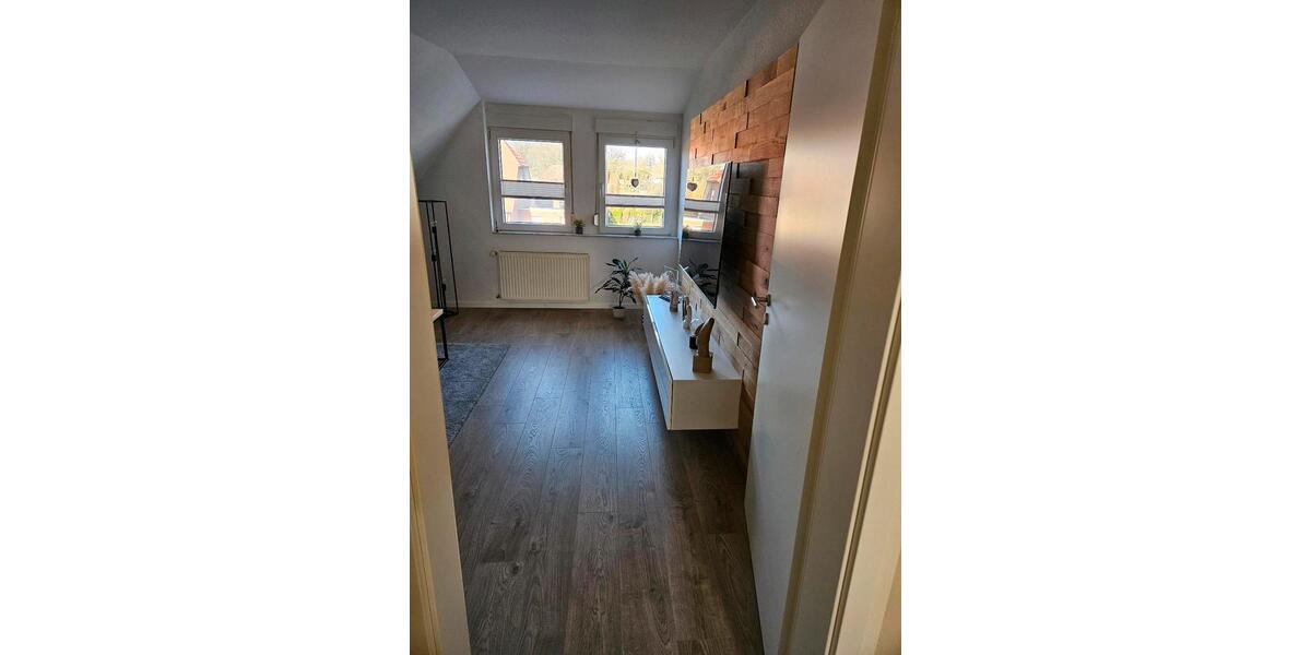 Dachgeschoßwohnung Lastrup - 3 Zimmer, 75 m&sup2;, 500&euro; | Angebot:25948824