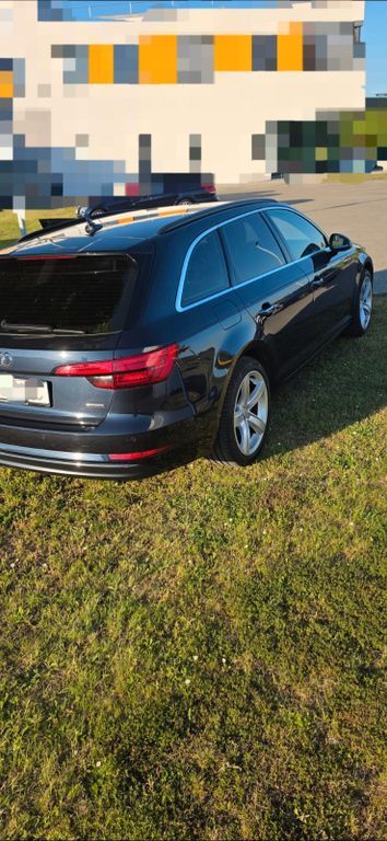 Audi A4 182.000 km 16.450 € Singen Hohentwiel 78224