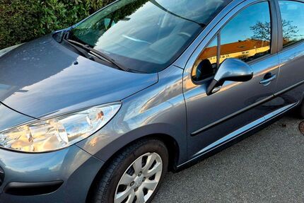 Peugeot 207 82.450 km 3.799 &euro; Filderstadt 70794