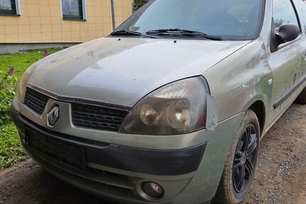 Renault Clio 116.915 km 600 &euro; Oelsnitz 08606