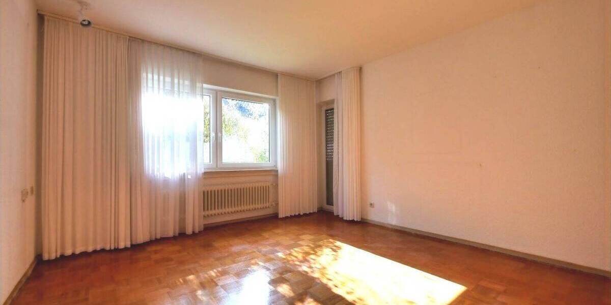 Einfamilienhaus Mengen - 6 Zimmer, 153 m&sup2;, 390.000&euro; | Angebot:26393047