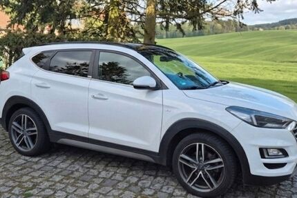 Hyundai TUCSON 57.700 km 22.500 &euro; Berlin 13125