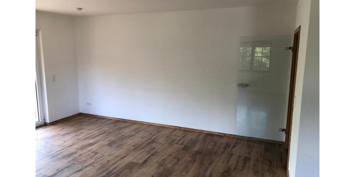 Etagenwohnung Bad Ems - 2.5 Zimmer, 75 m&sup2;, 530&euro; | Angebot:25917594