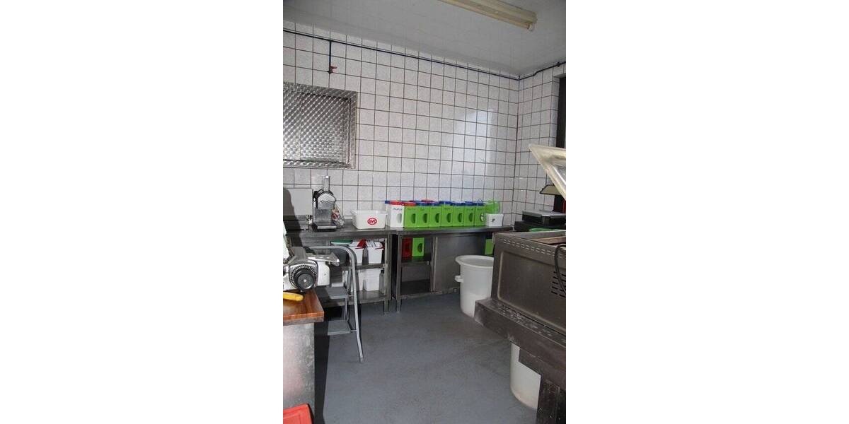 Mehrfamilienhaus, Wohnhaus Lauterbach (Hessen) Wallenrod - 4 Zimmer, 150 m&sup2;, 79.900&euro; | Angebot:25673822