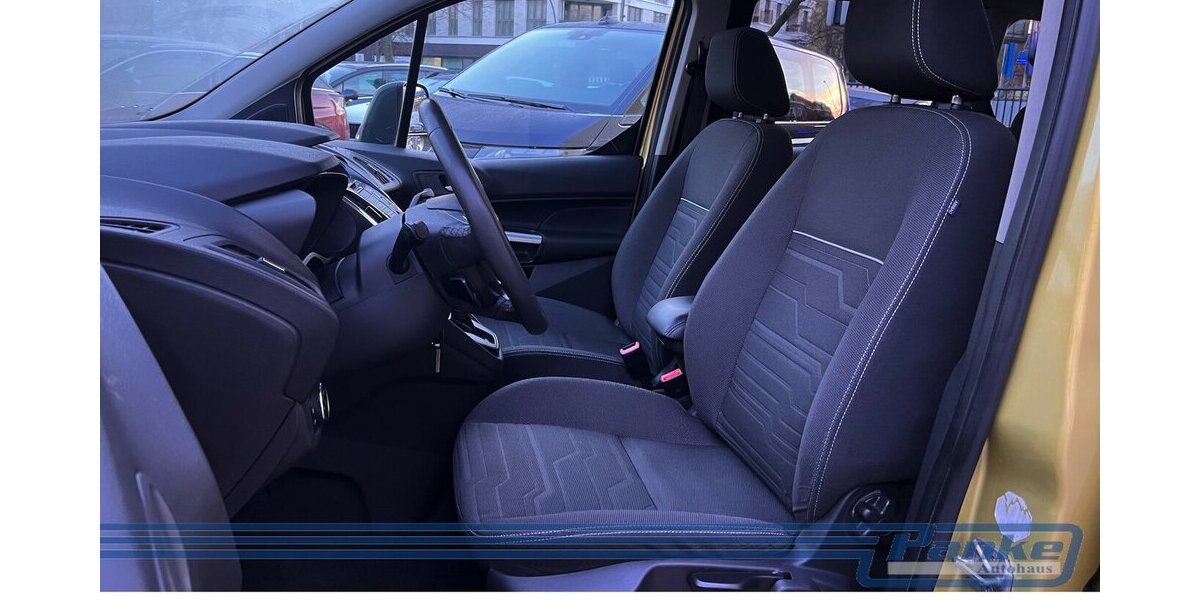 Ford Tourneo Connect Titanium*R-Cam*2-Schiebe*Pano* 169.849 km 10.990 &euro; Berlin 13187